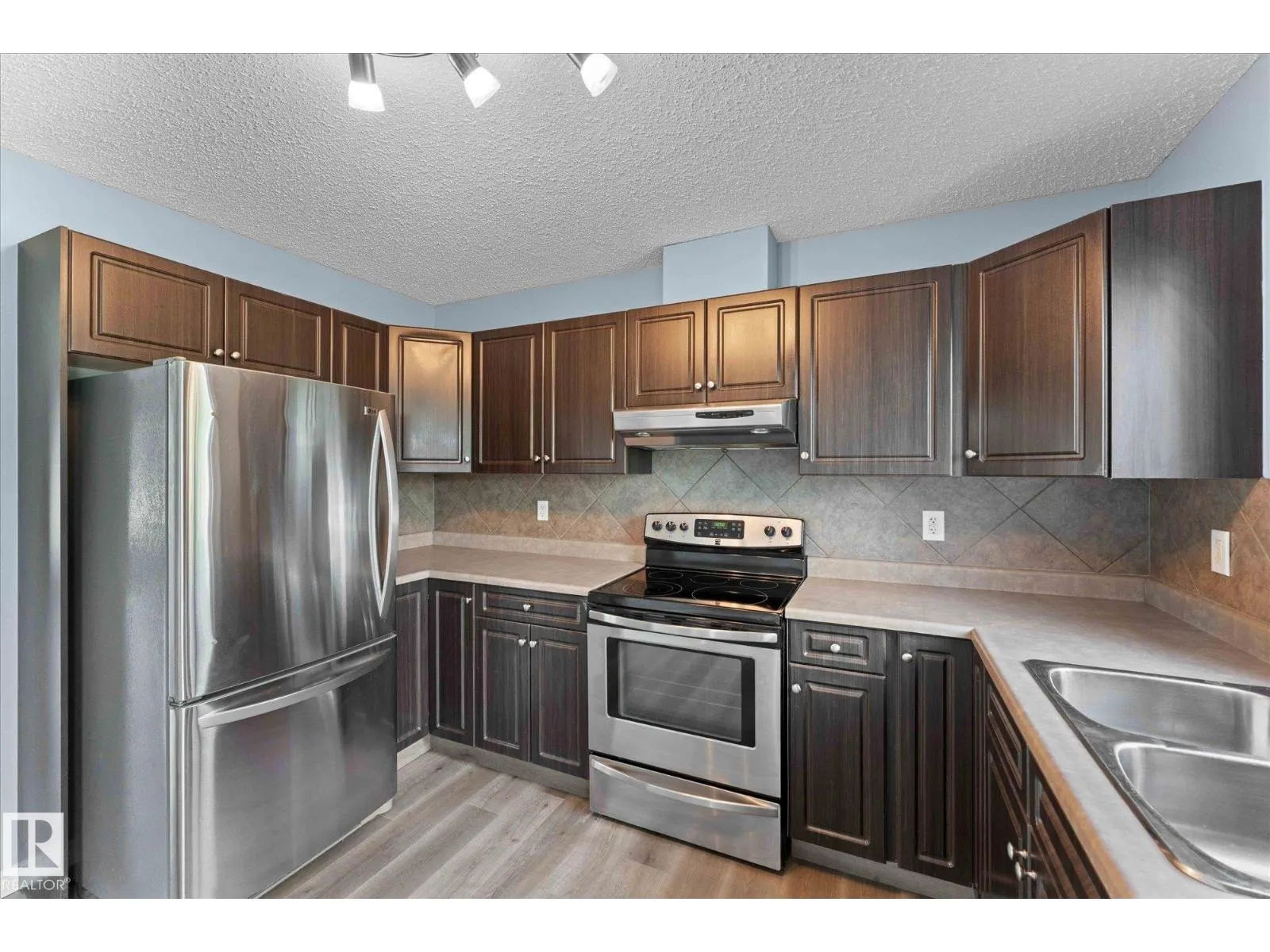#40 1404 HERMITAGE RD NW