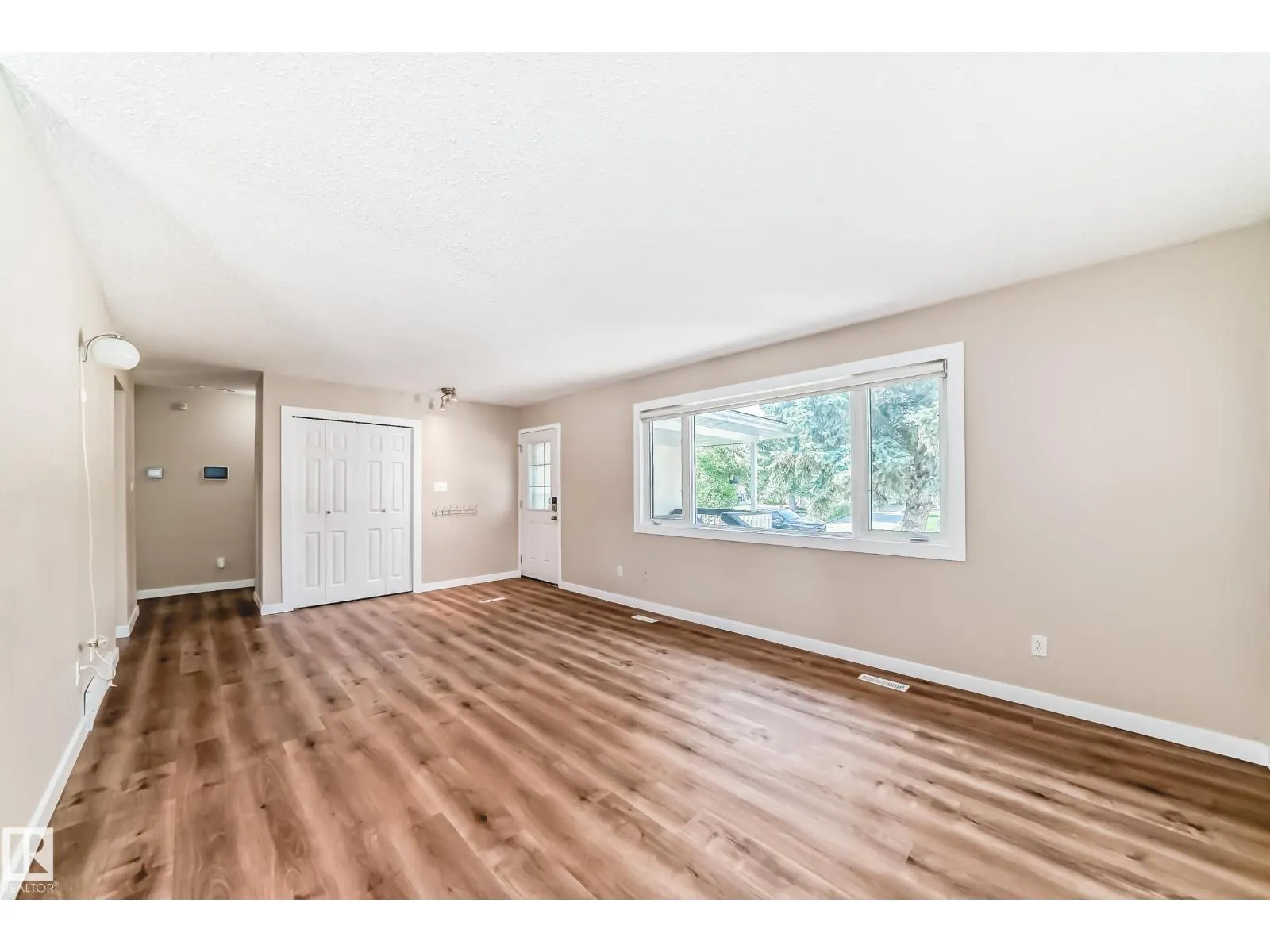 3605 41 ST