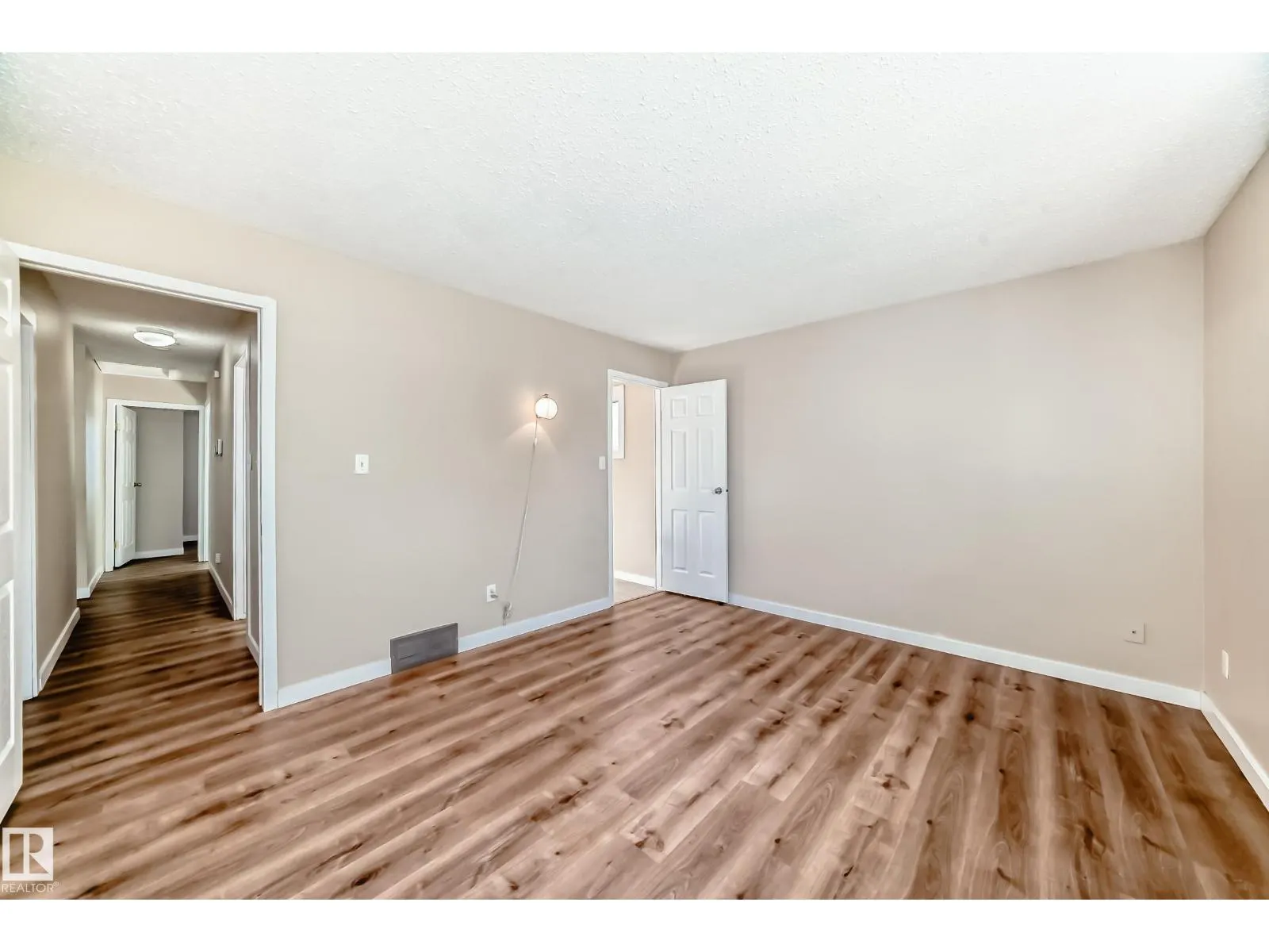 3605 41 ST