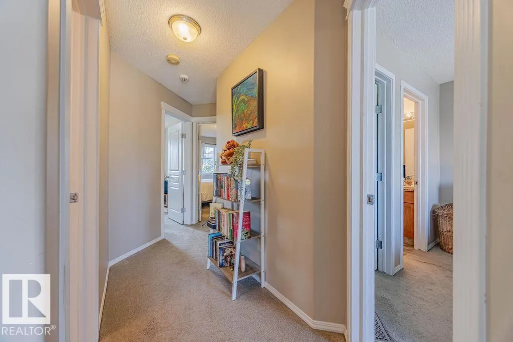56 VIVIAN WY