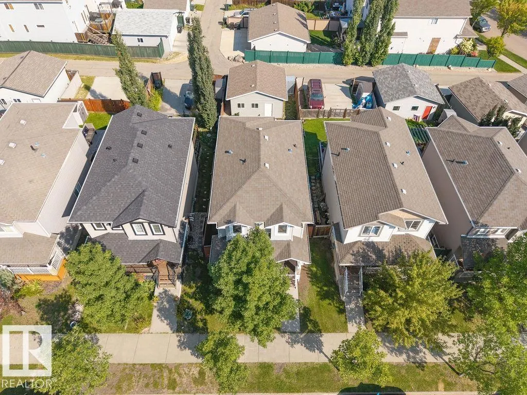 56 VIVIAN WY