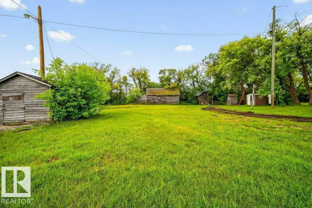 60111 Range Road 183