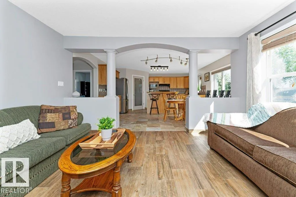 21 SUNFLOWER CR
