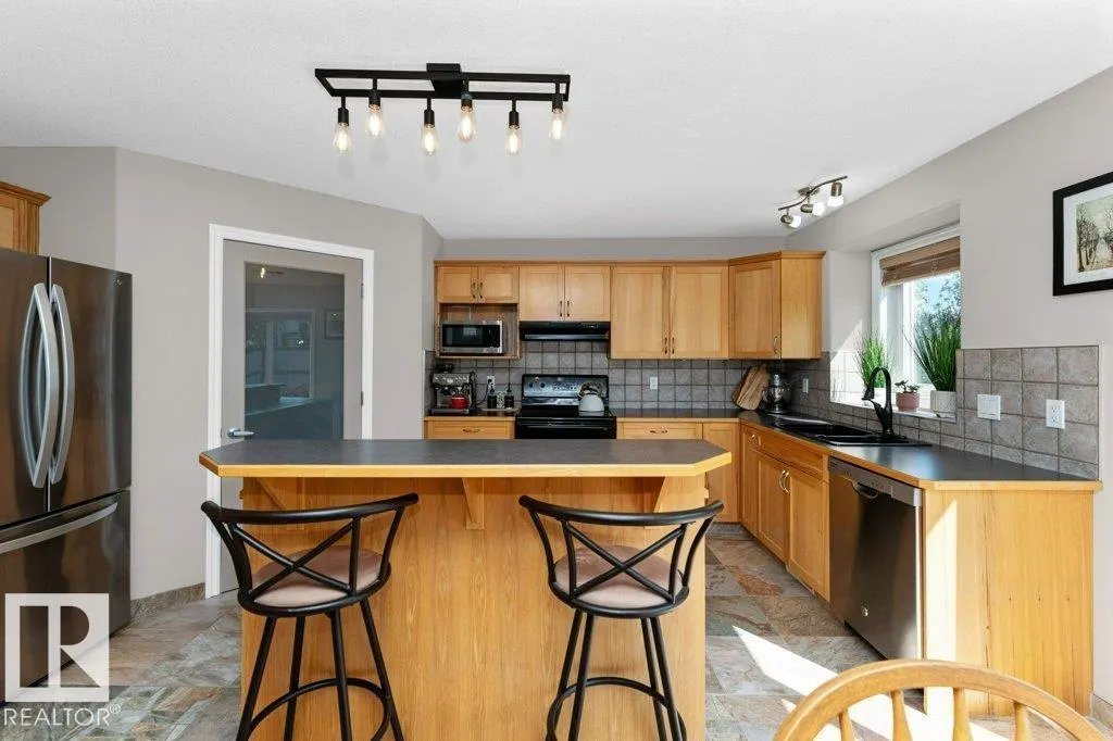 21 SUNFLOWER CR
