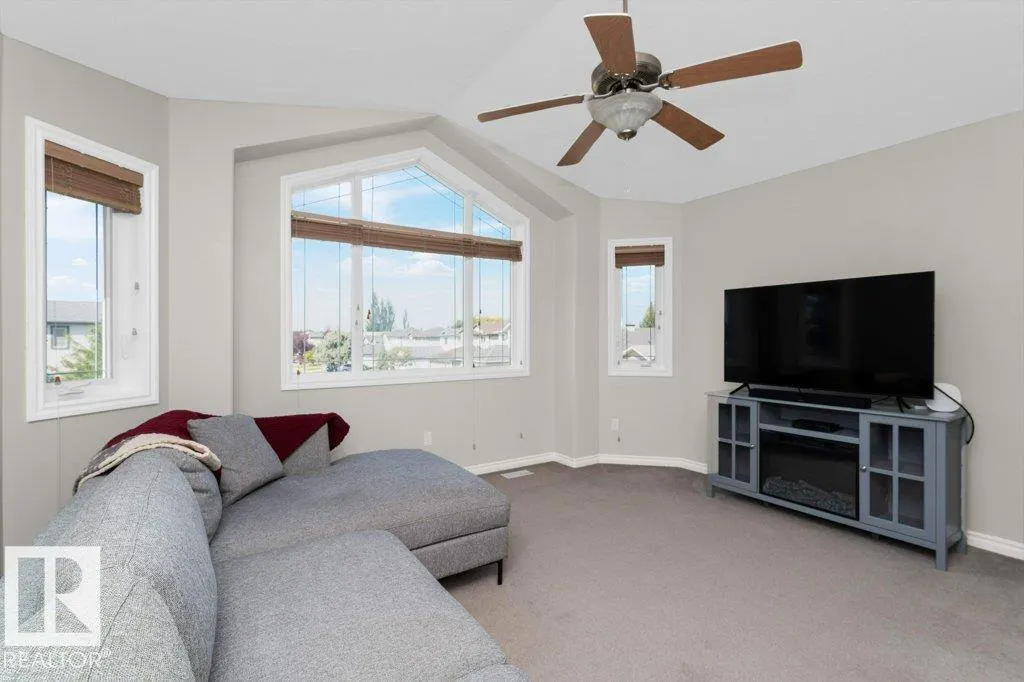 21 SUNFLOWER CR