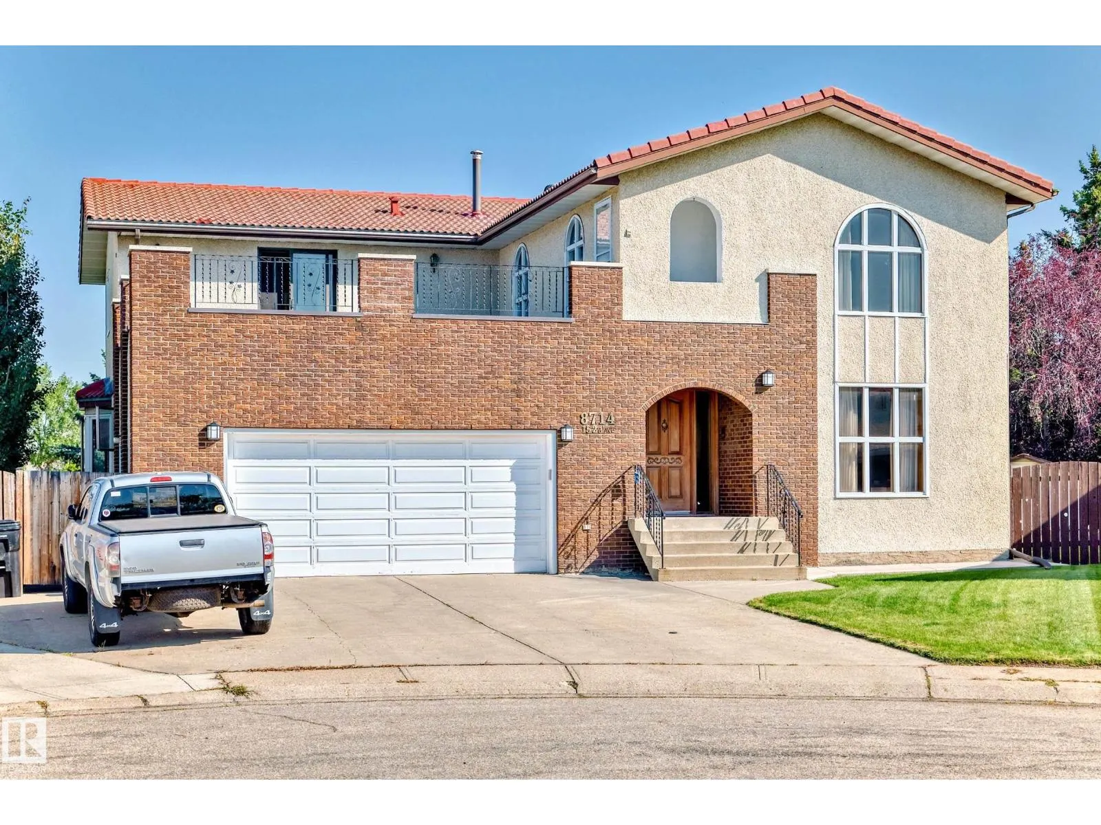 8714 152B AV NW