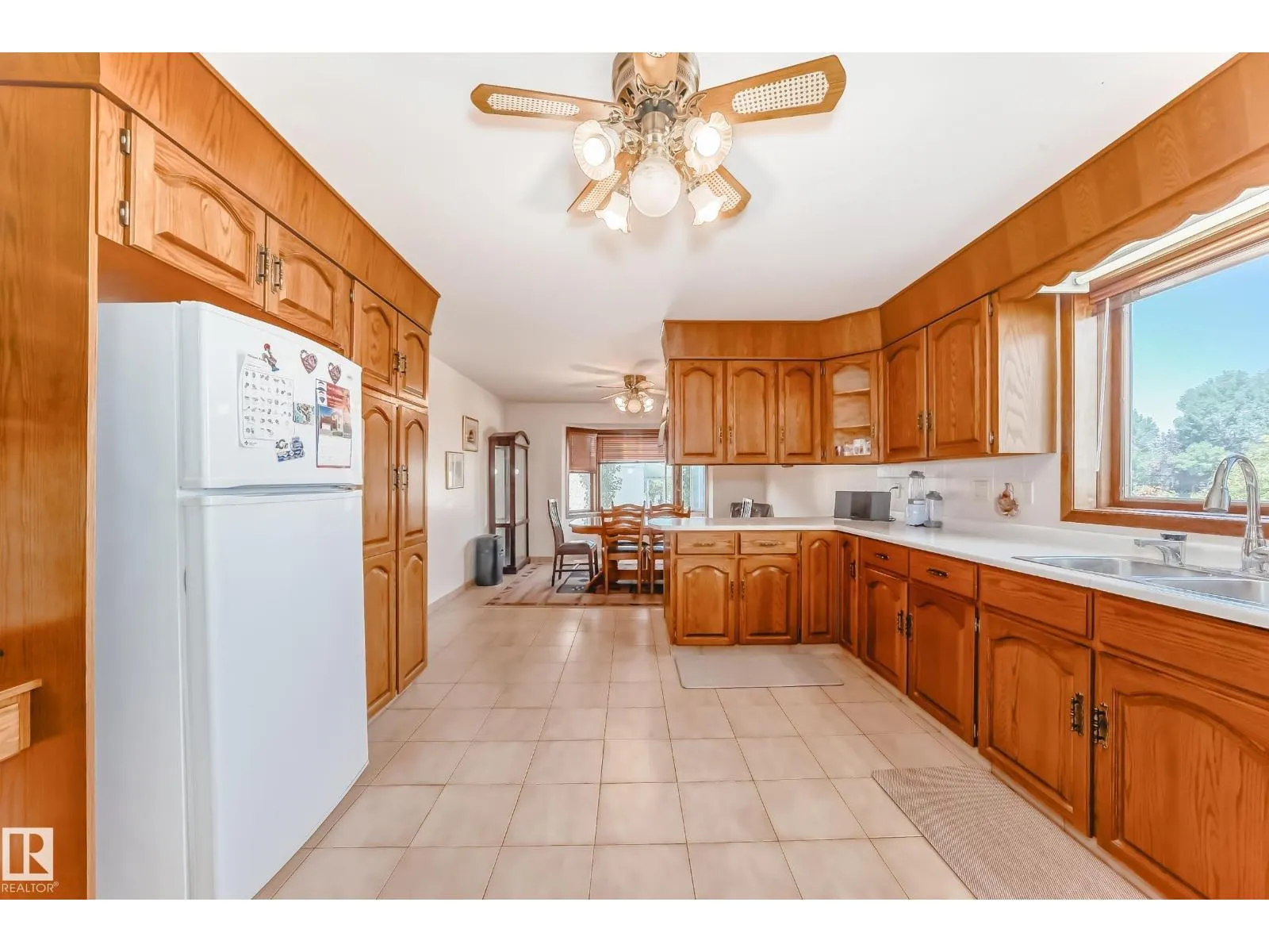 8714 152B AV NW