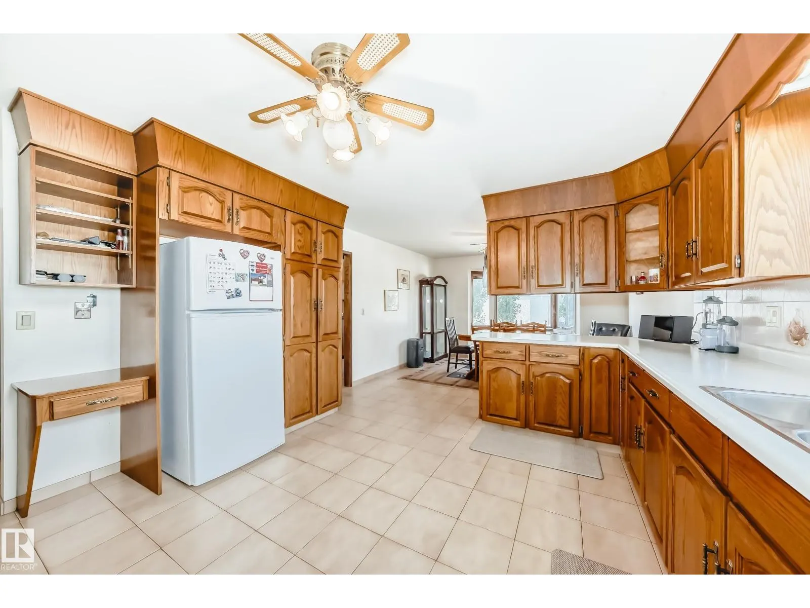 8714 152B AV NW