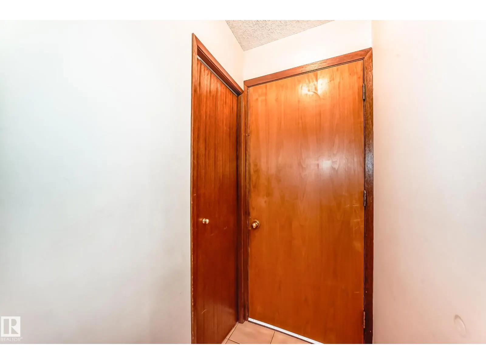 8714 152B AV NW