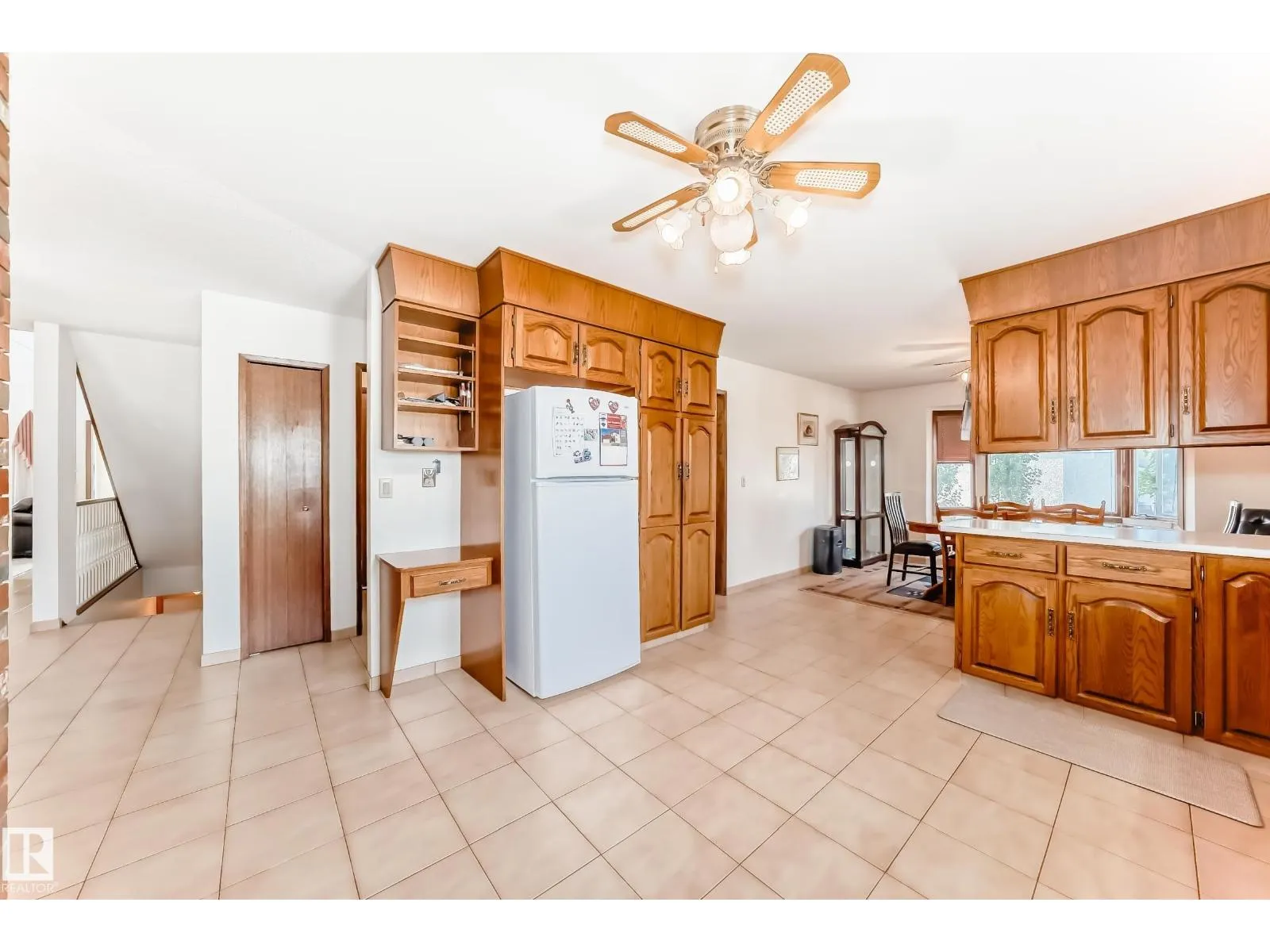 8714 152B AV NW