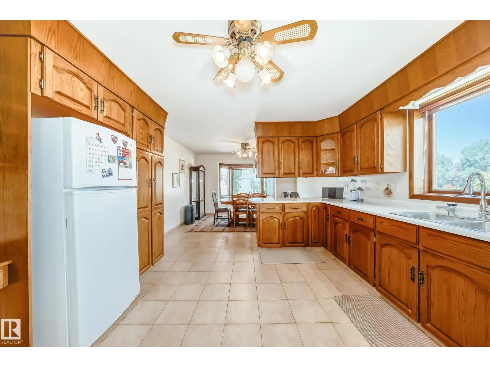 8714 152B AV NW