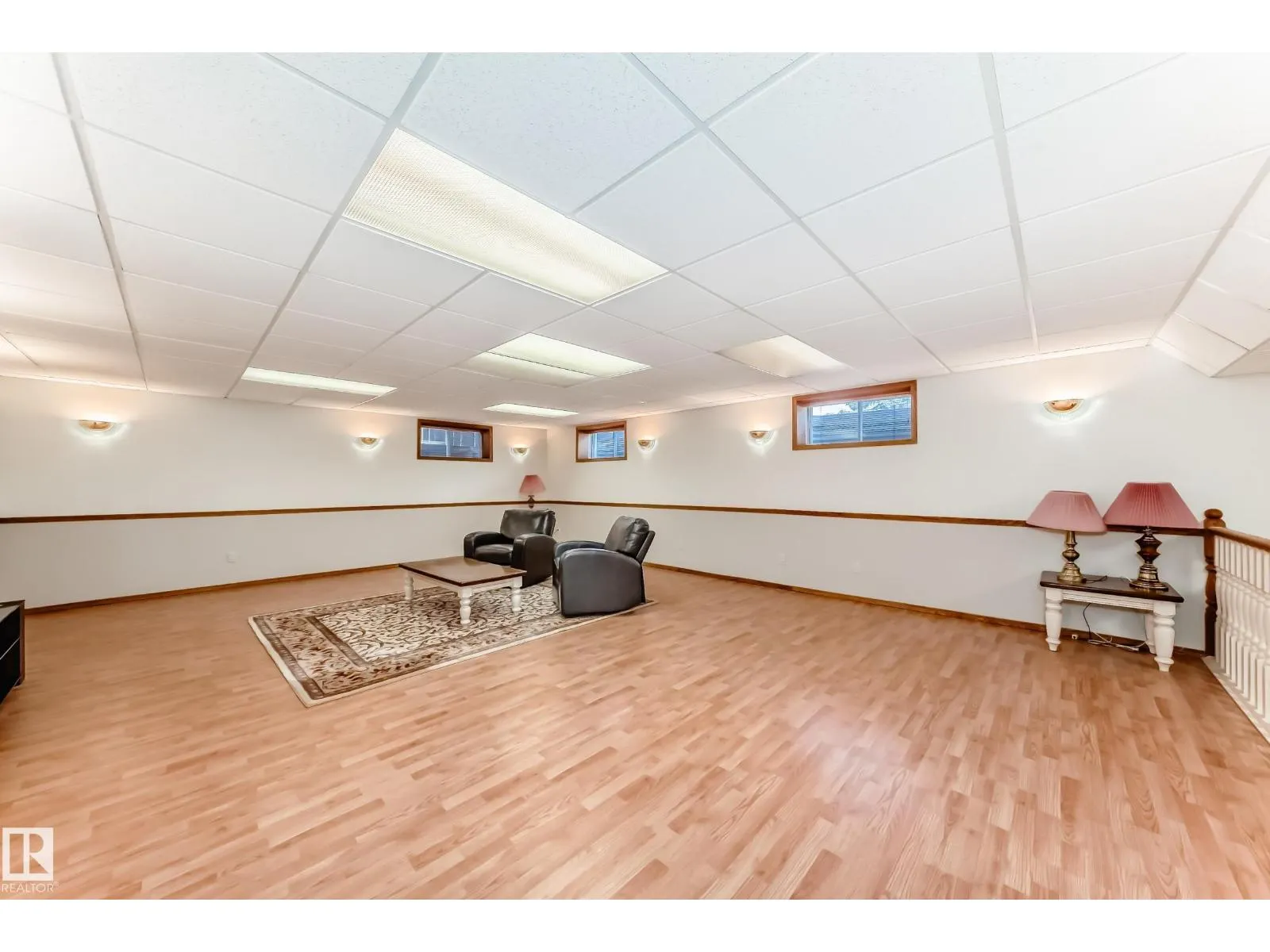 8714 152B AV NW