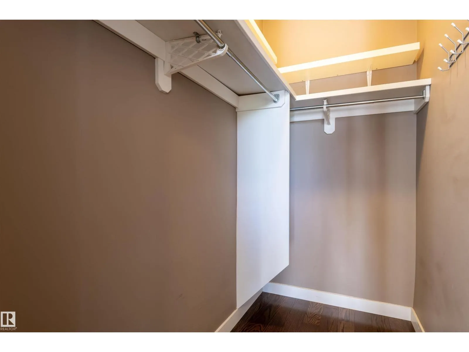 #403 8223 99 ST NW