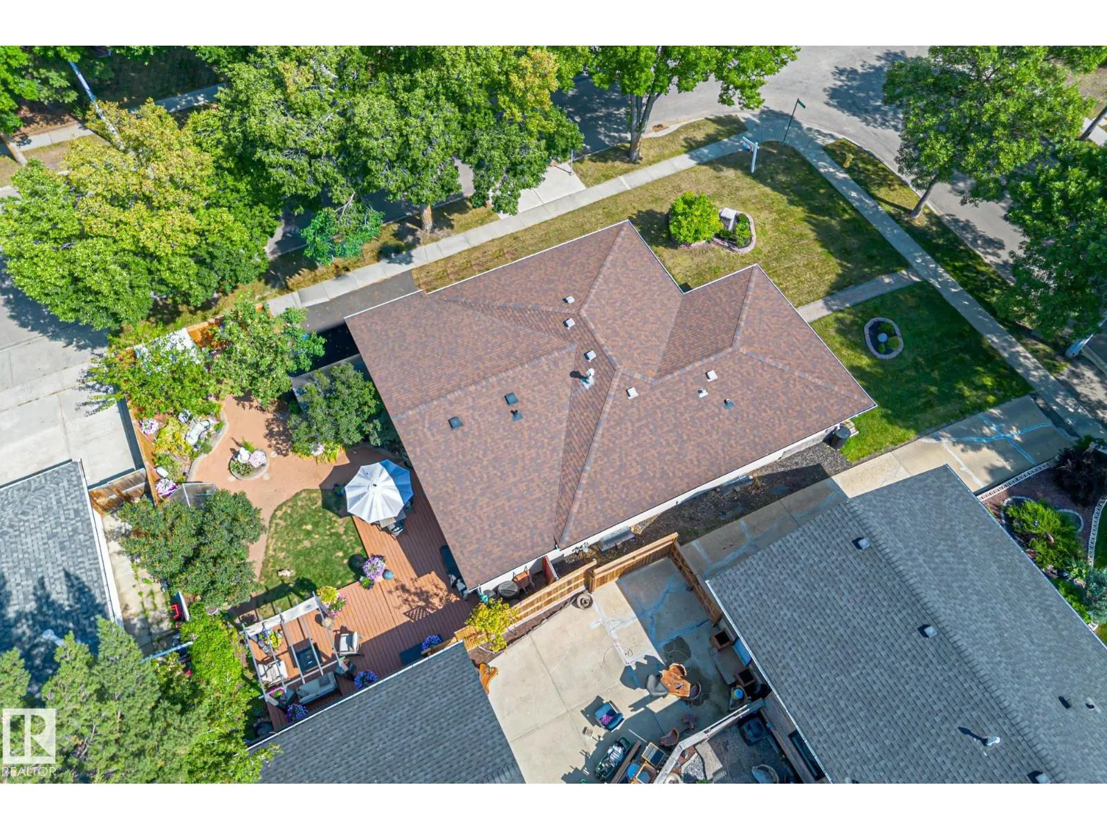 3 FALSTAFF AV