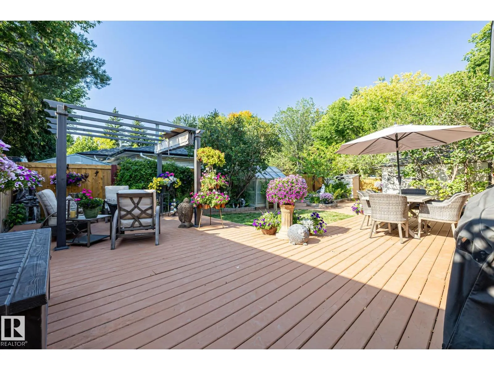 3 FALSTAFF AV