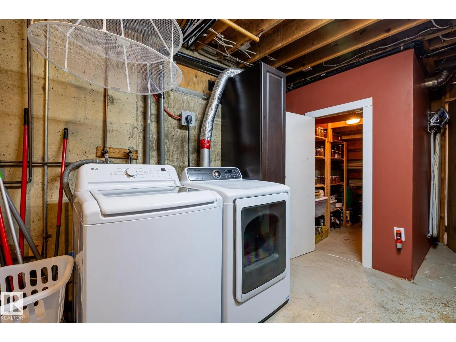 3 FALSTAFF AV