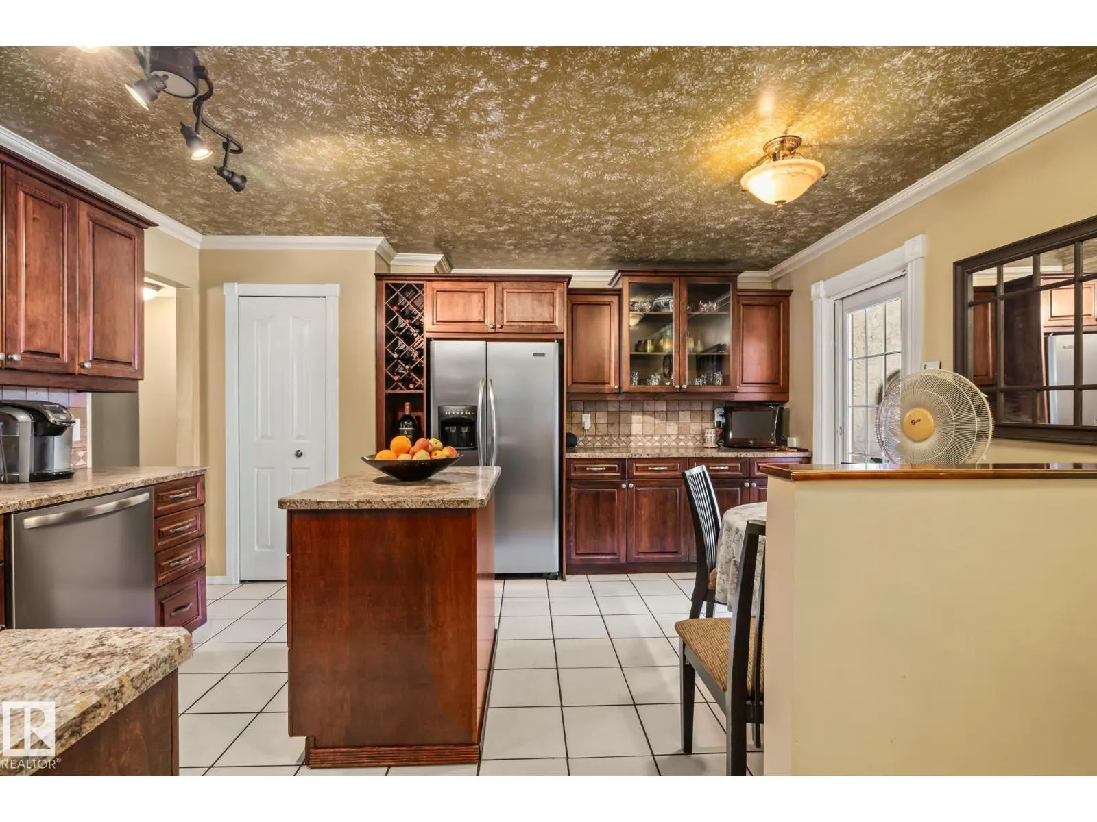 3 FALSTAFF AV