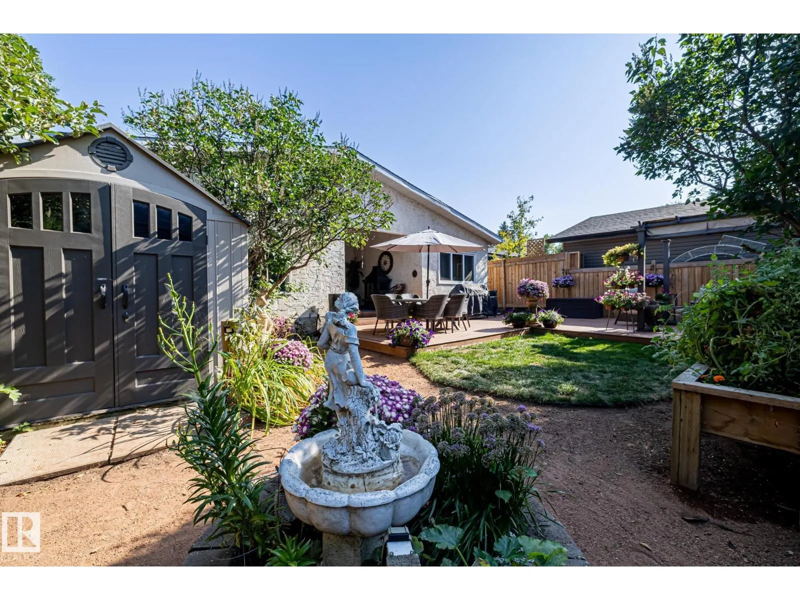 3 FALSTAFF AV