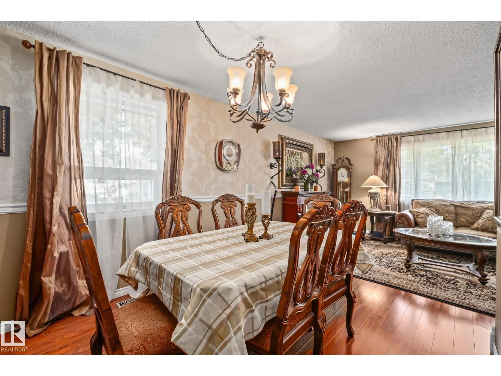 3 FALSTAFF AV