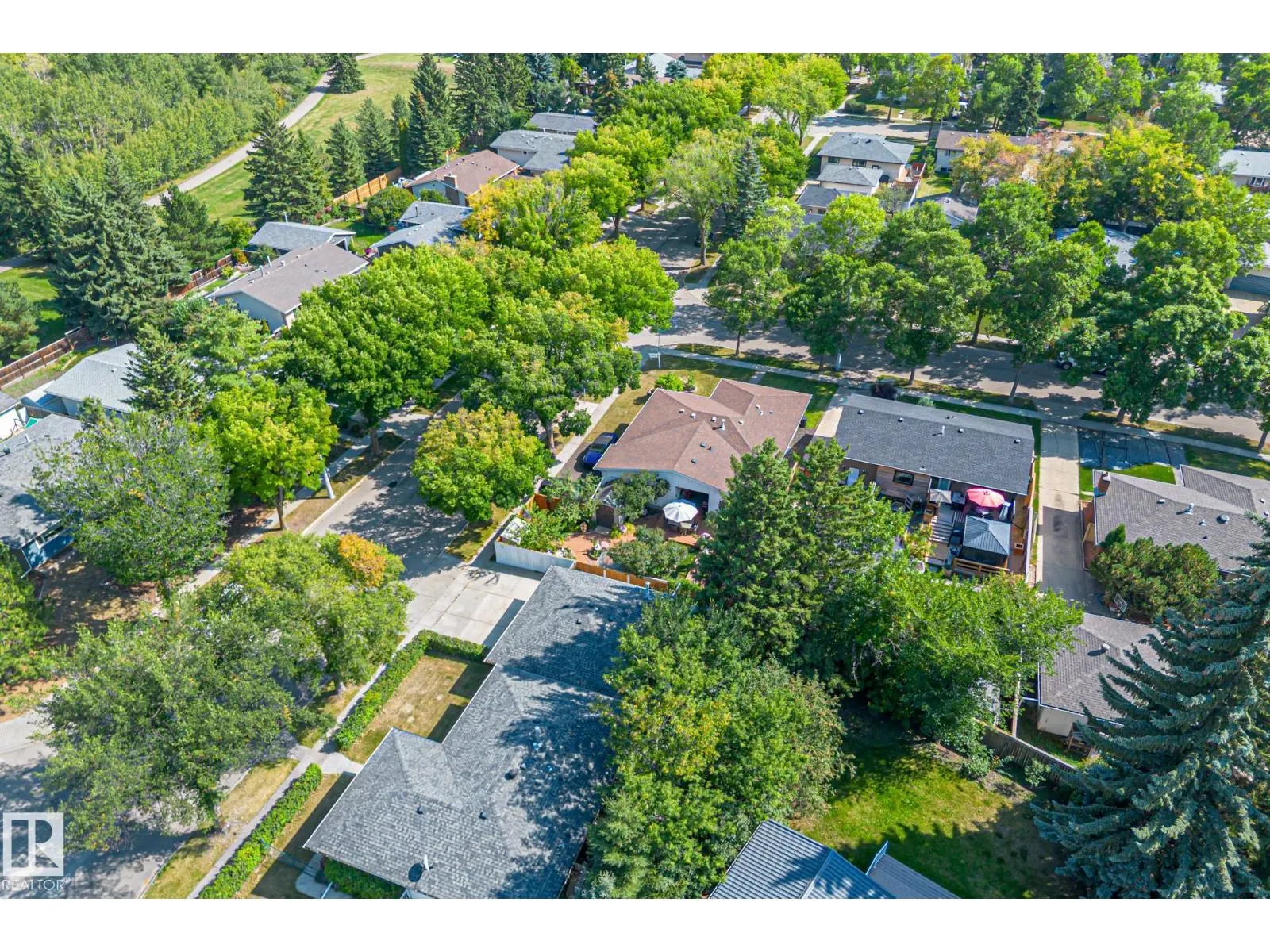 3 FALSTAFF AV