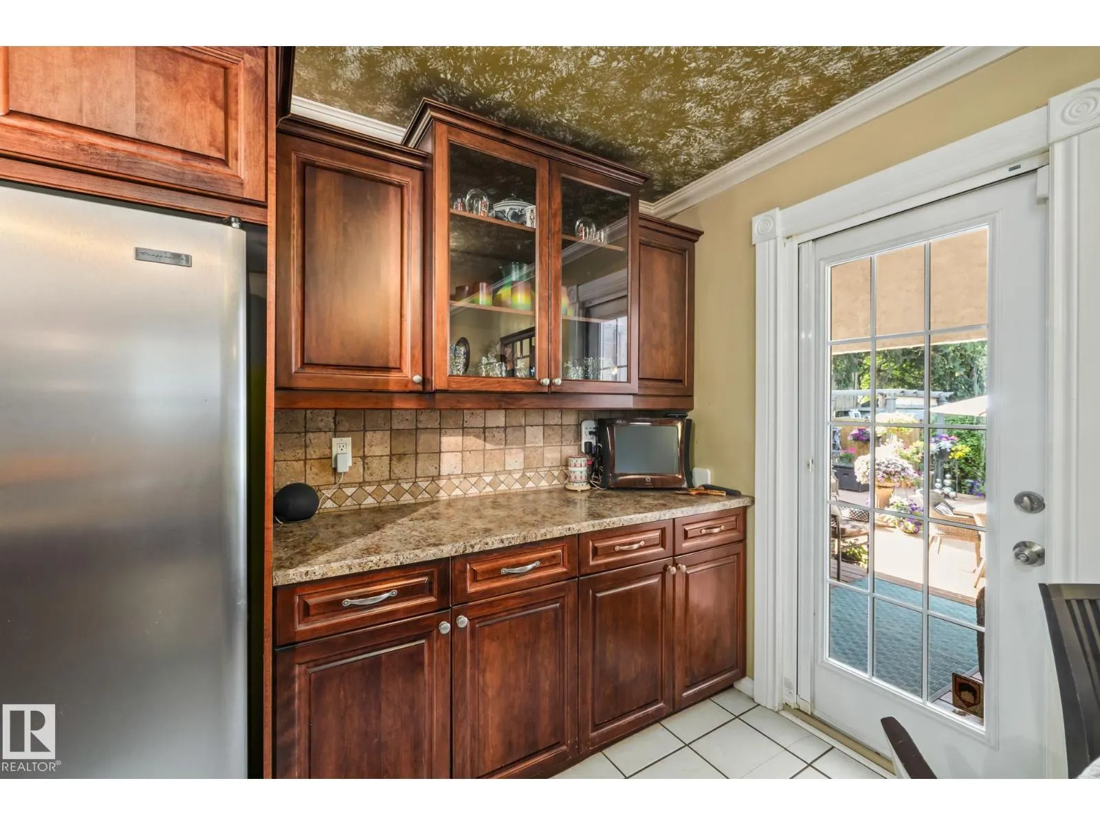 3 FALSTAFF AV