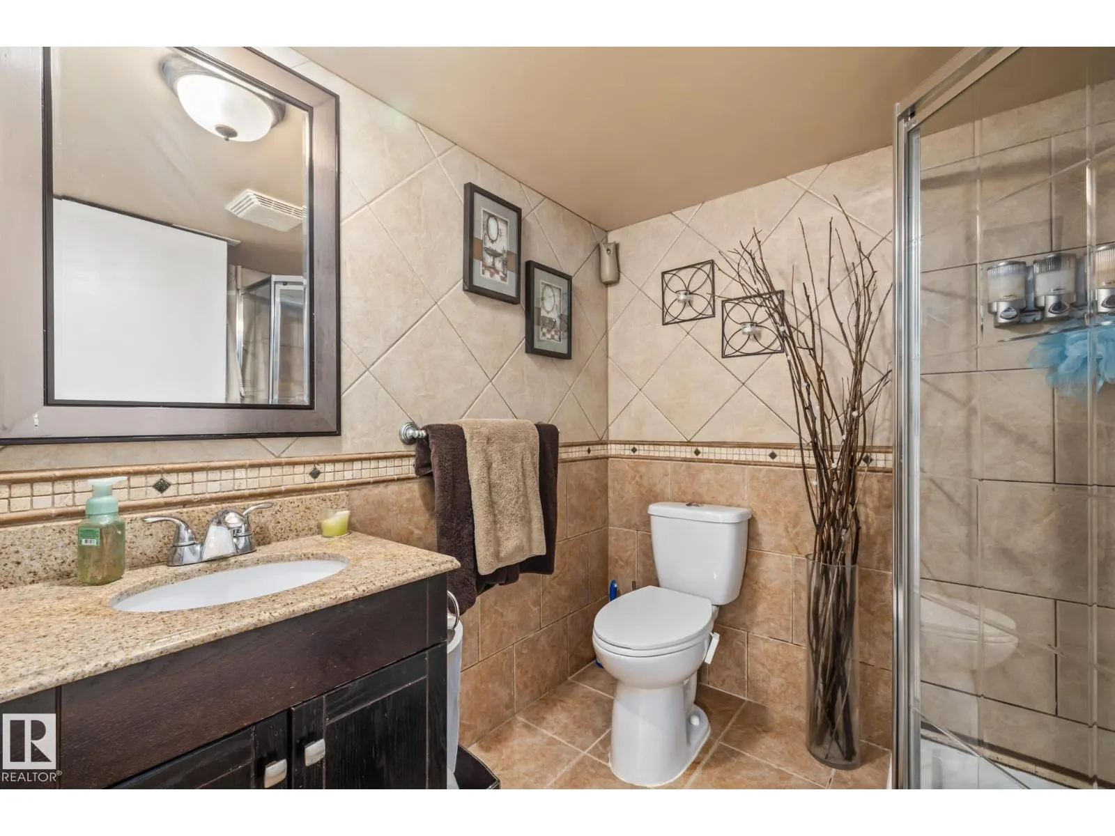 3 FALSTAFF AV