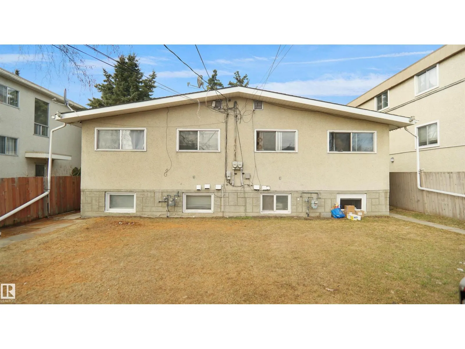 11943 104 ST NW