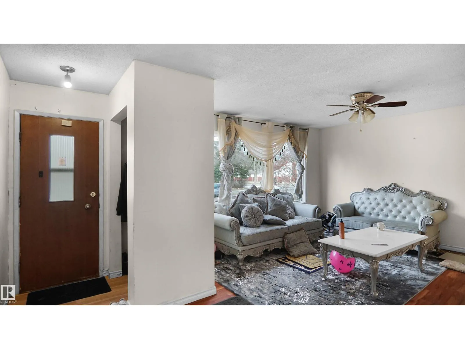 11943 104 ST NW