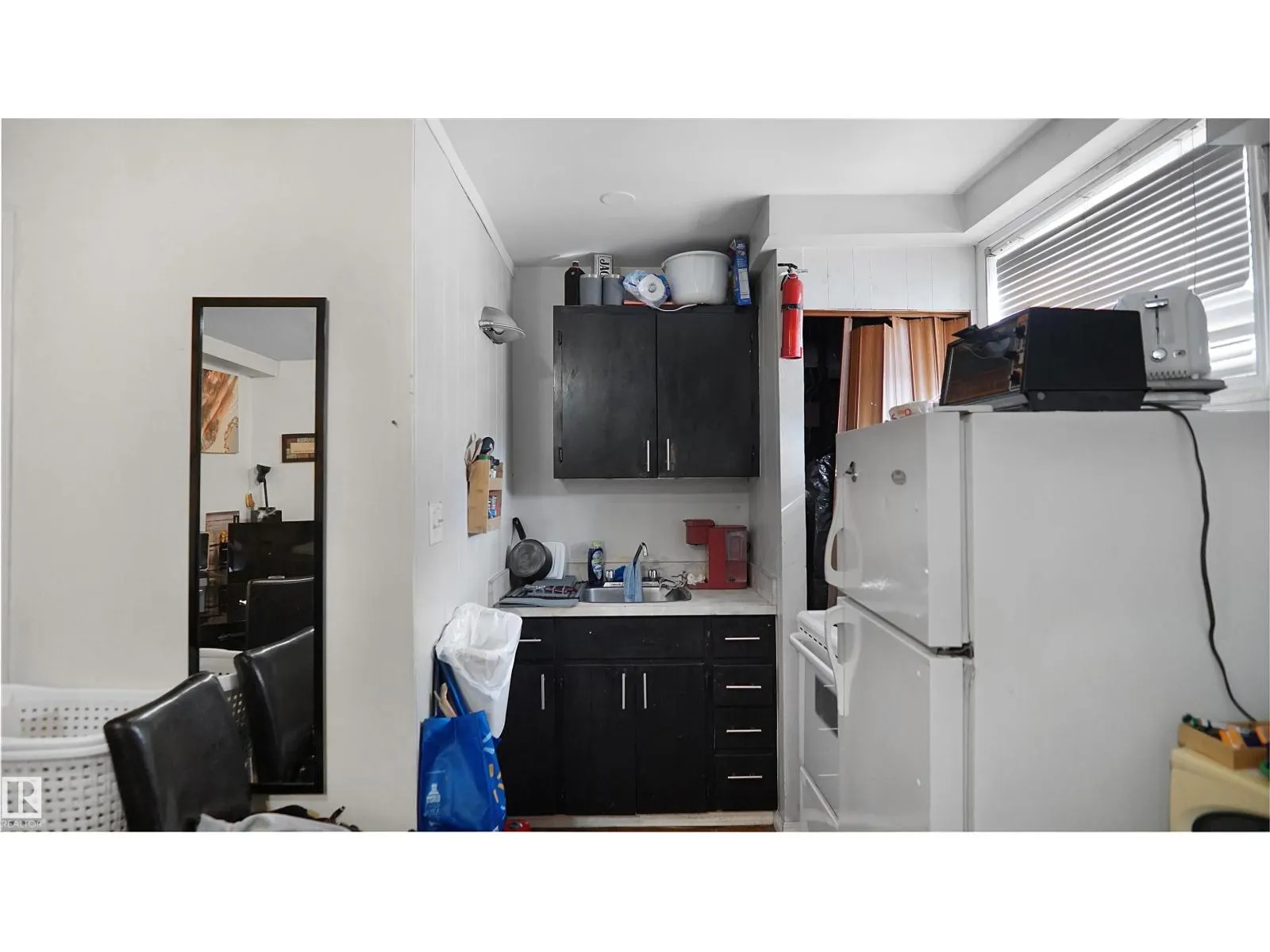 11943 104 ST NW