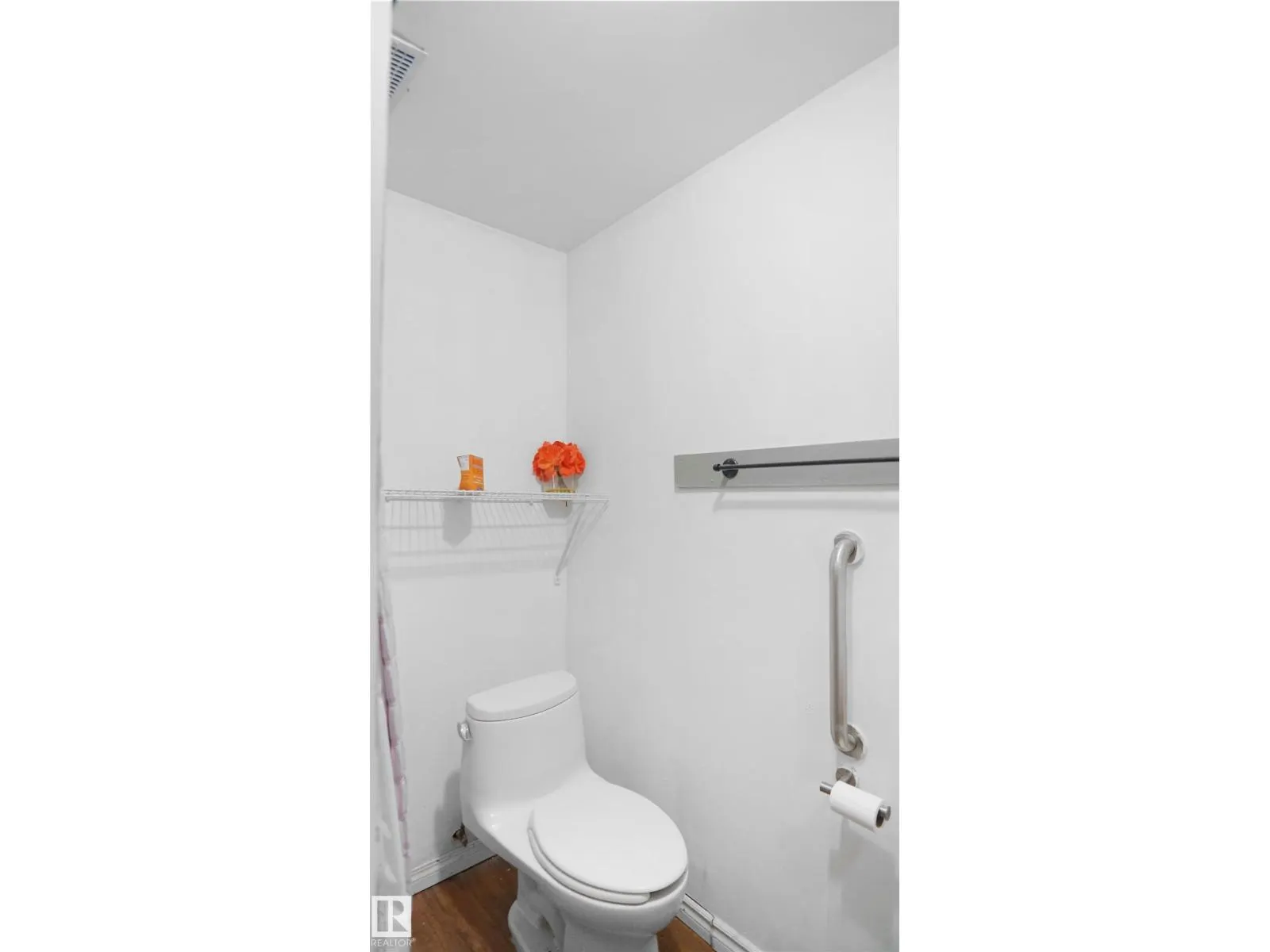 11943 104 ST NW