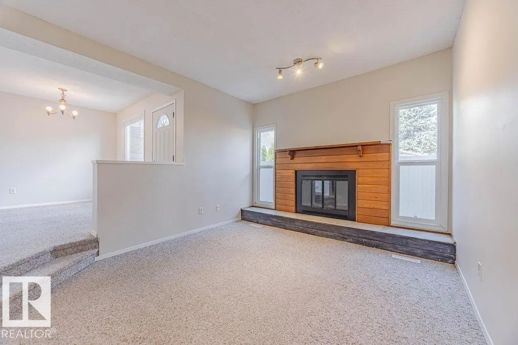 17034 100 ST NW NW