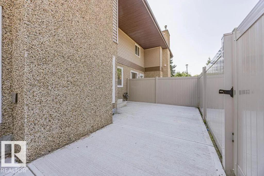 17034 100 ST NW NW
