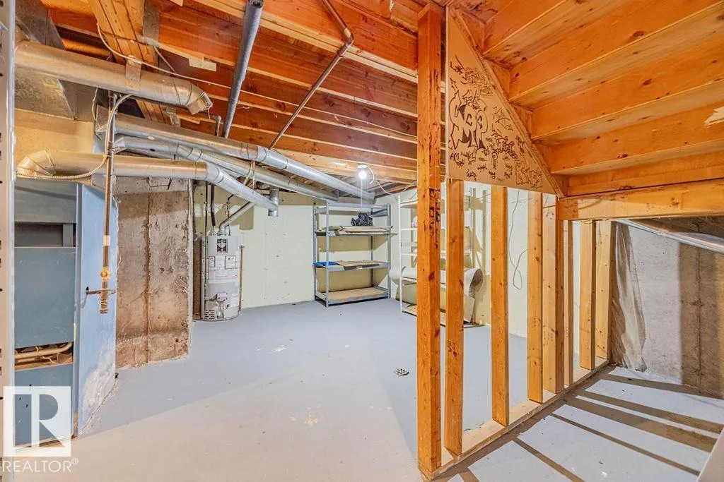 17034 100 ST NW NW