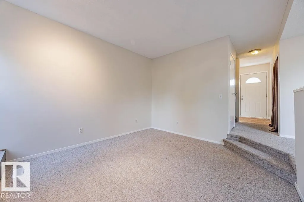 17034 100 ST NW NW