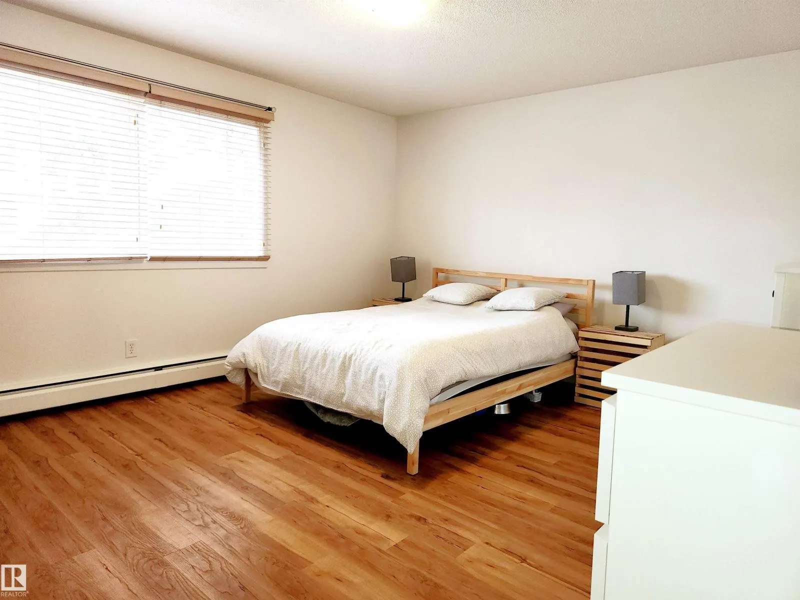 10835 114 ST NW