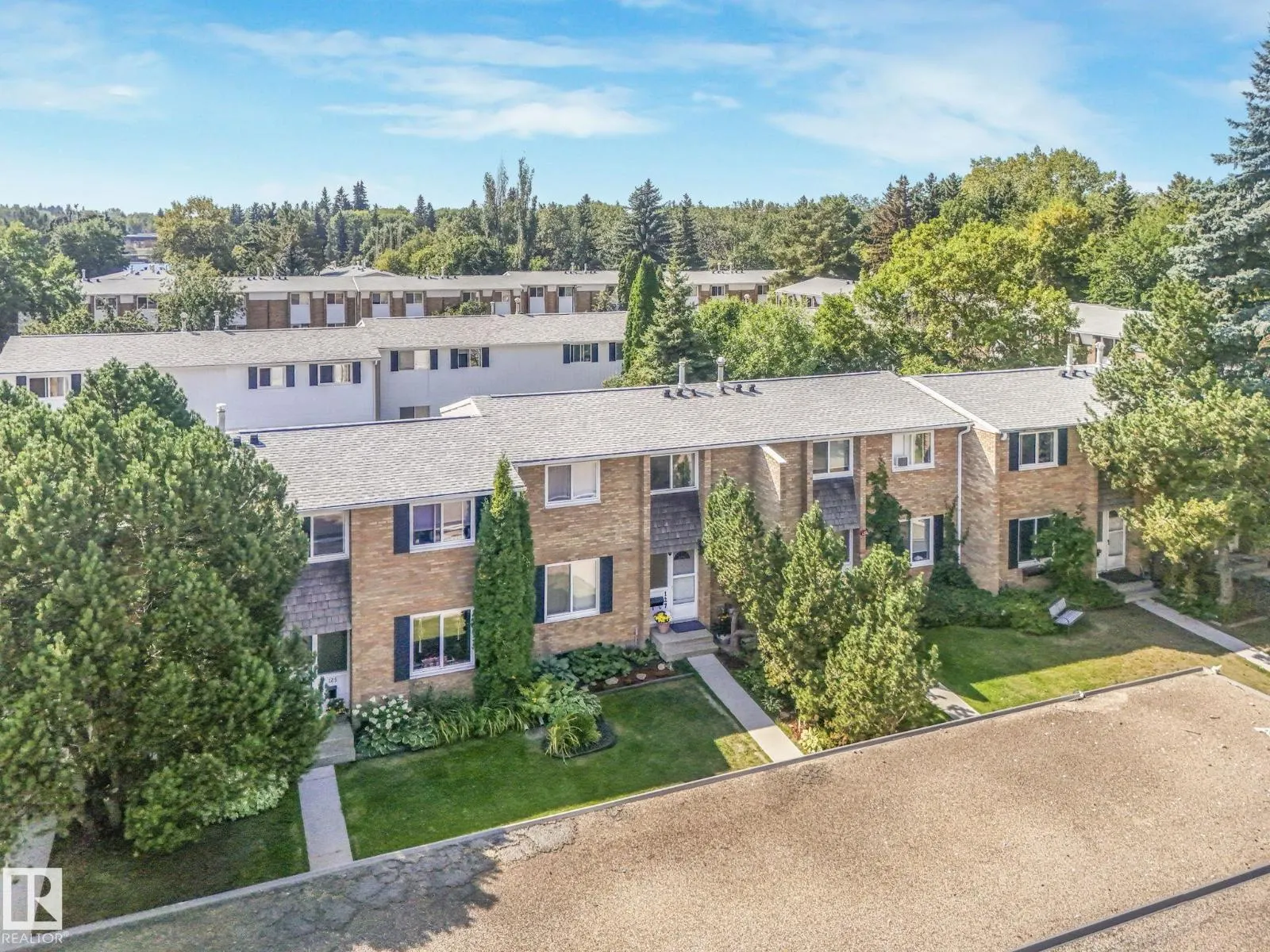 127 Ridgewood TC