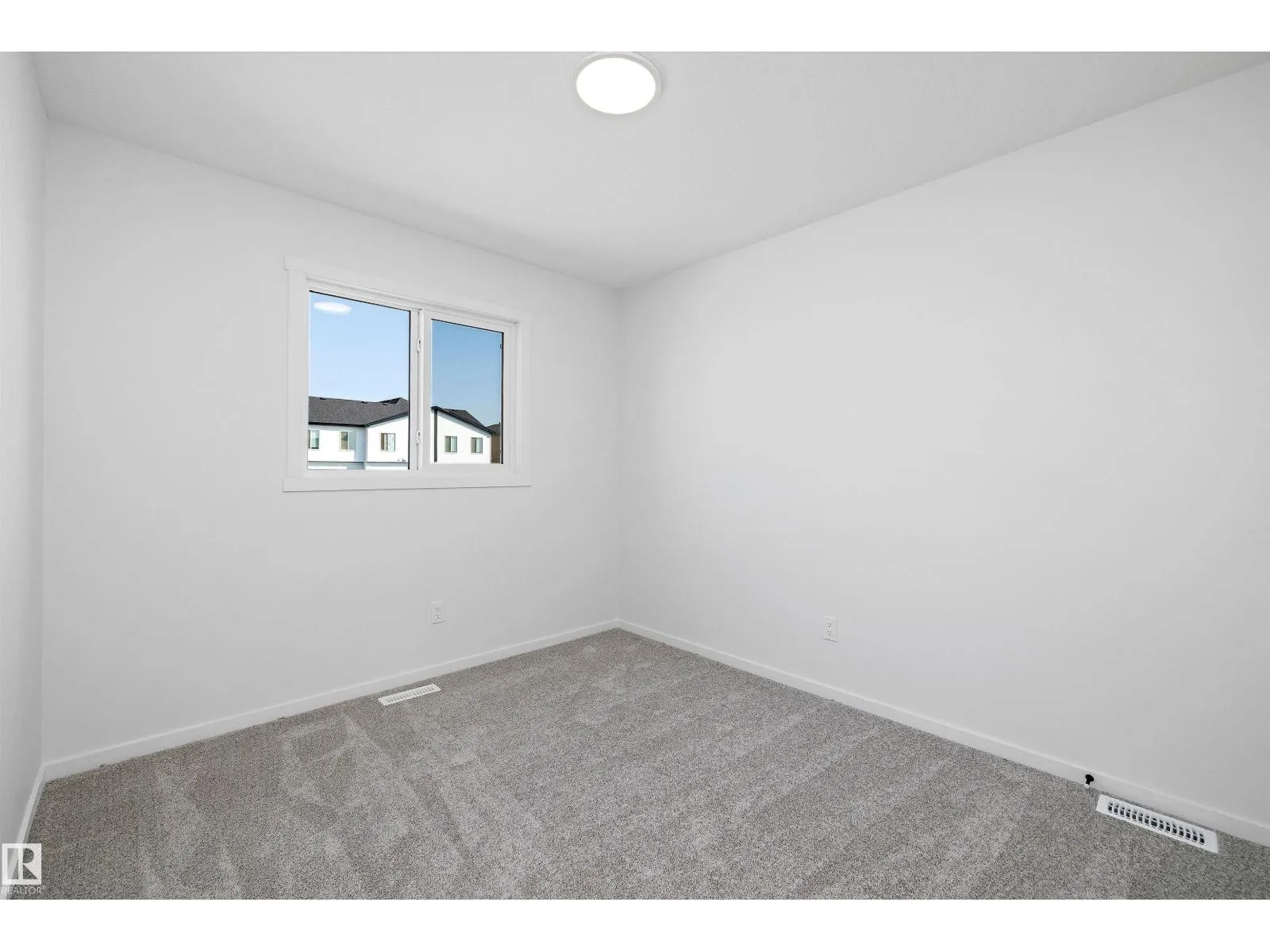 5458 Hawthorn Run SW
