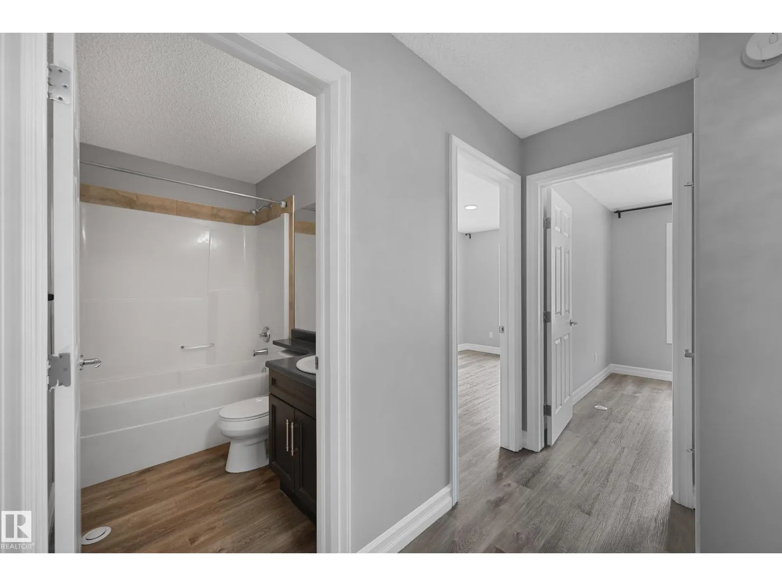#52 14621 121 ST NW