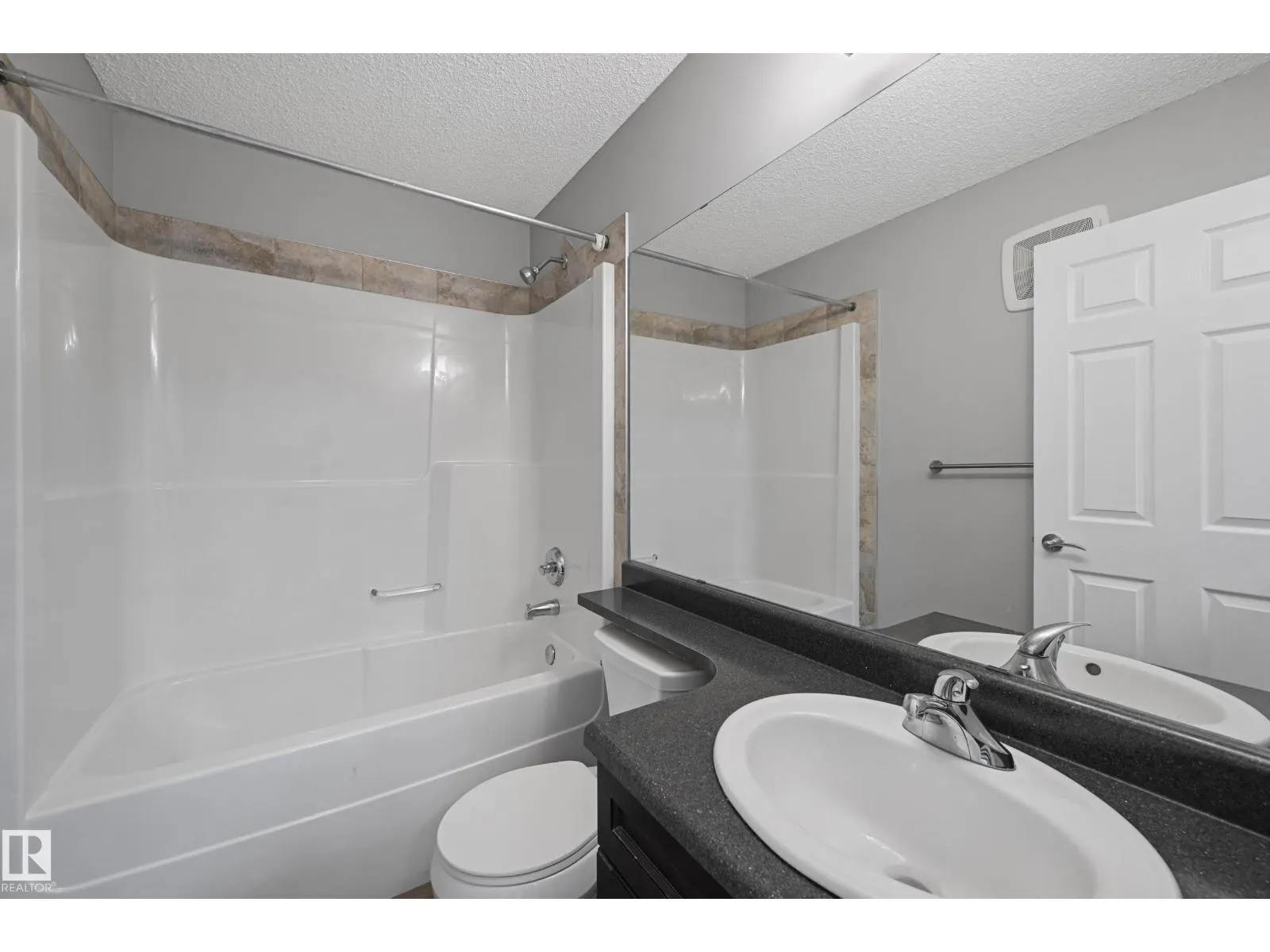 #52 14621 121 ST NW