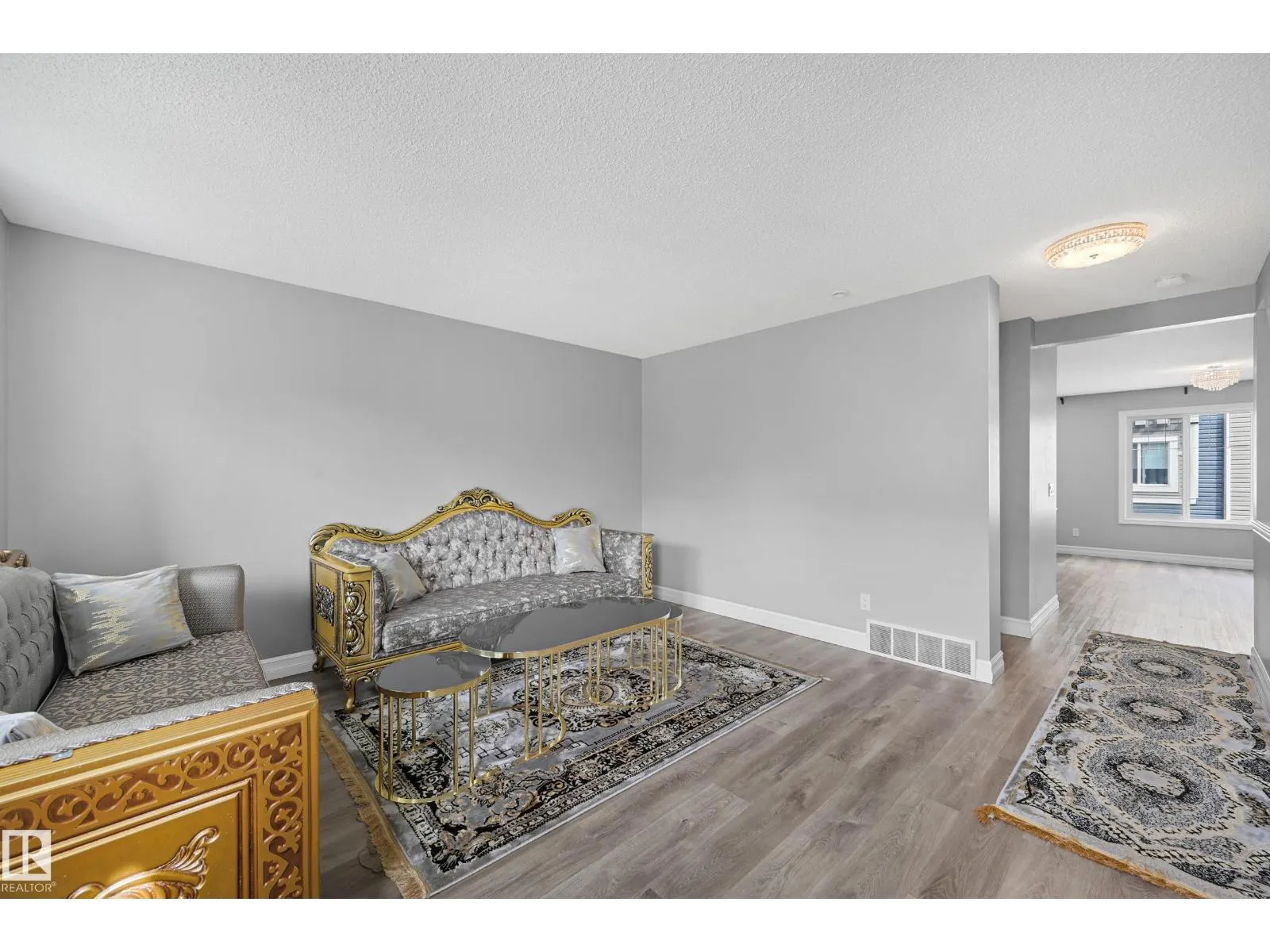 #52 14621 121 ST NW