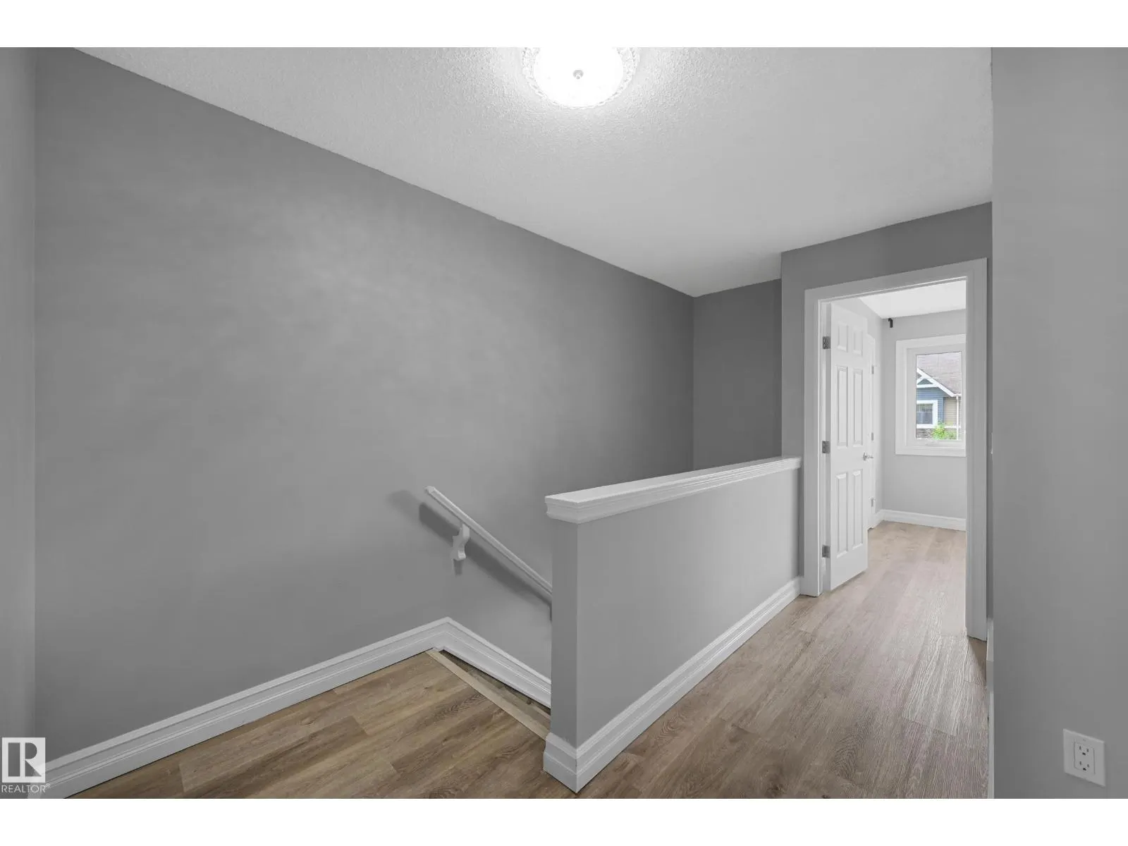 #52 14621 121 ST NW