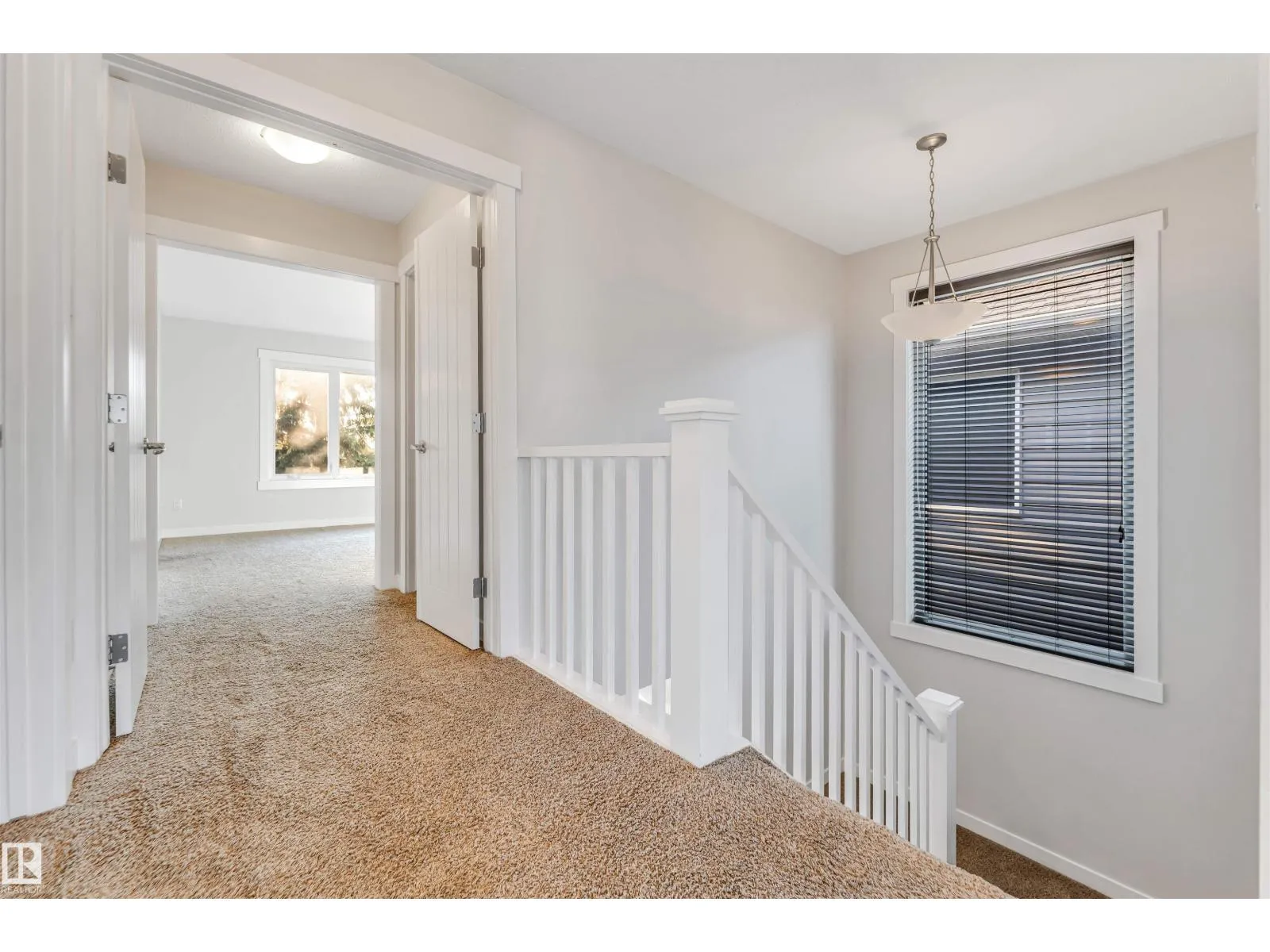 708 57 ST SW
