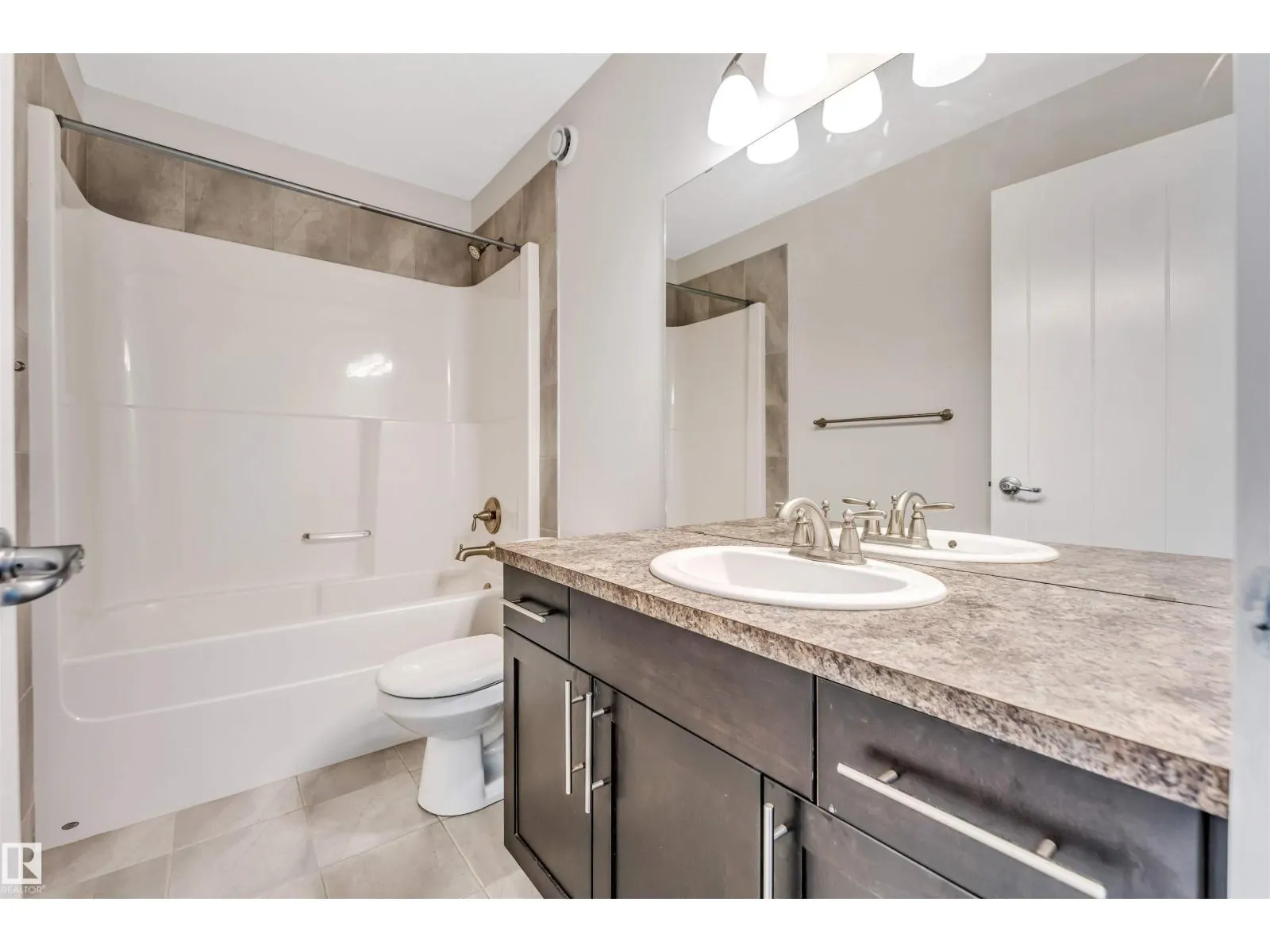 708 57 ST SW