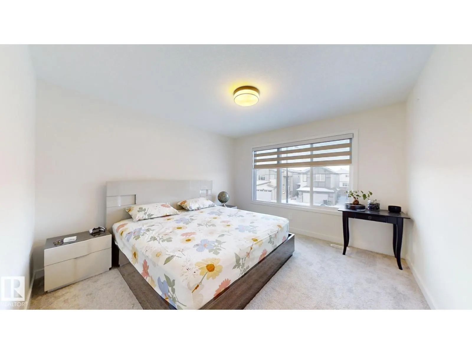 2043 13 AV NW