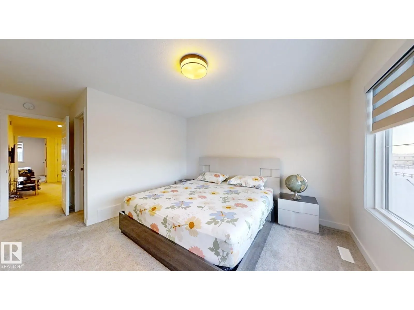 2043 13 AV NW