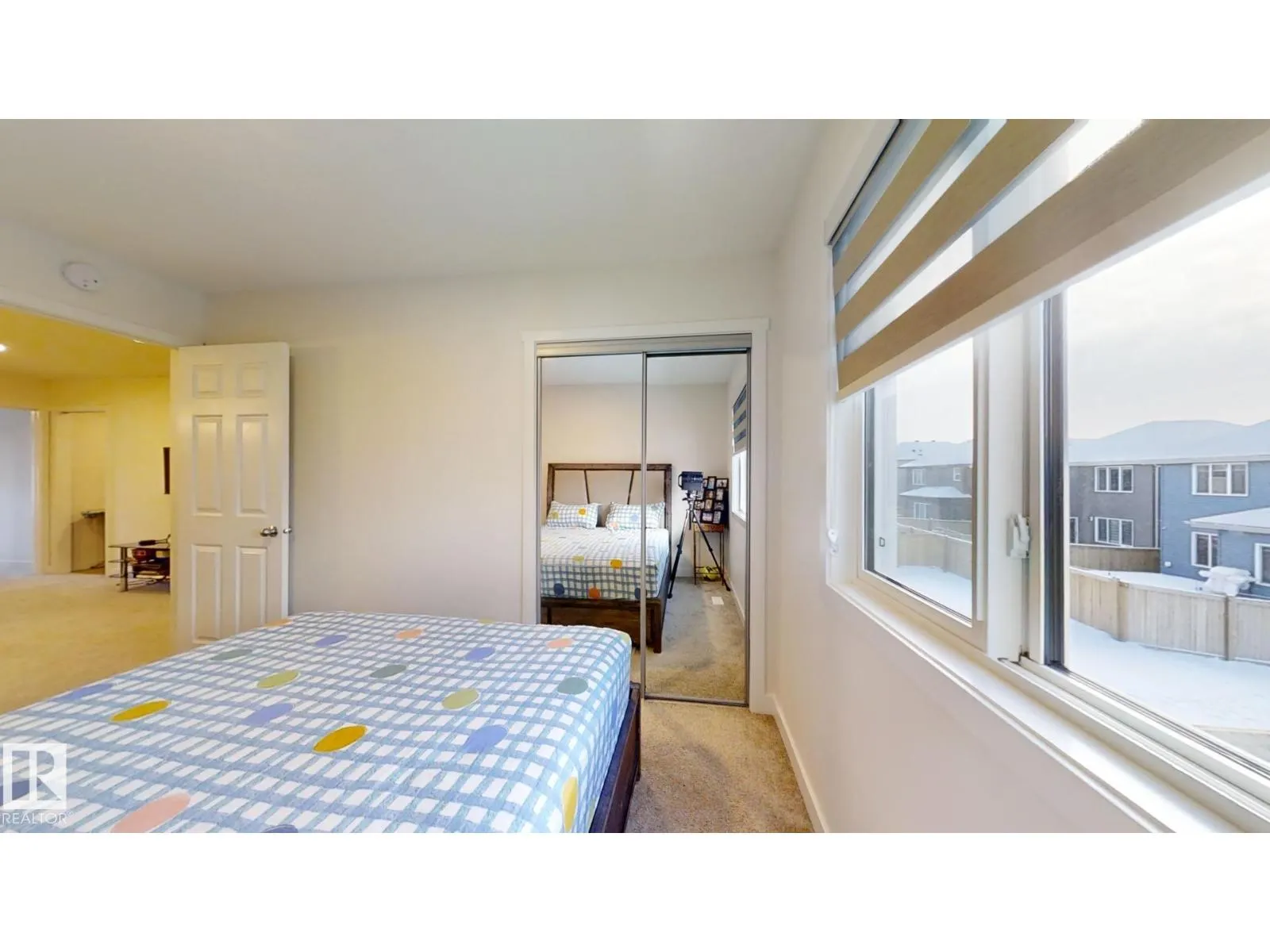 2043 13 AV NW