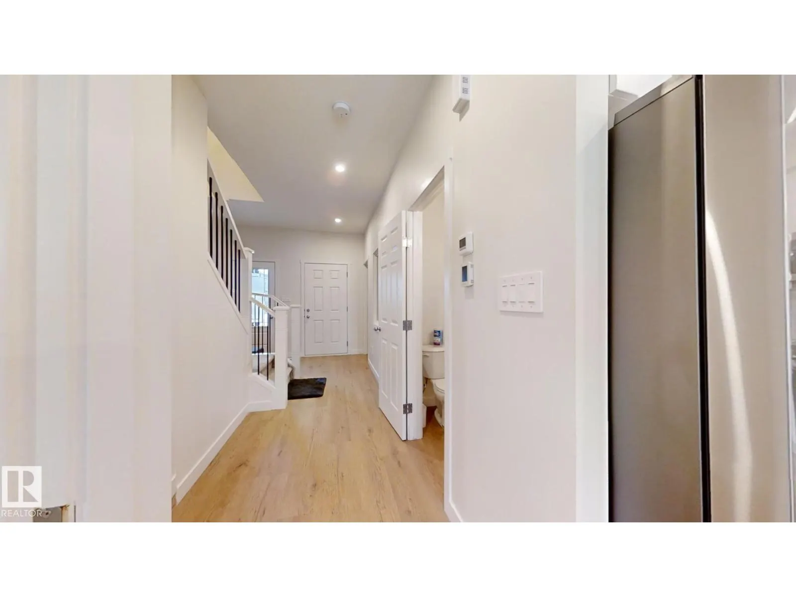 2043 13 AV NW