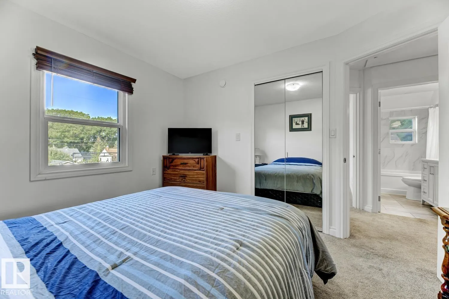 11306 89 ST NW