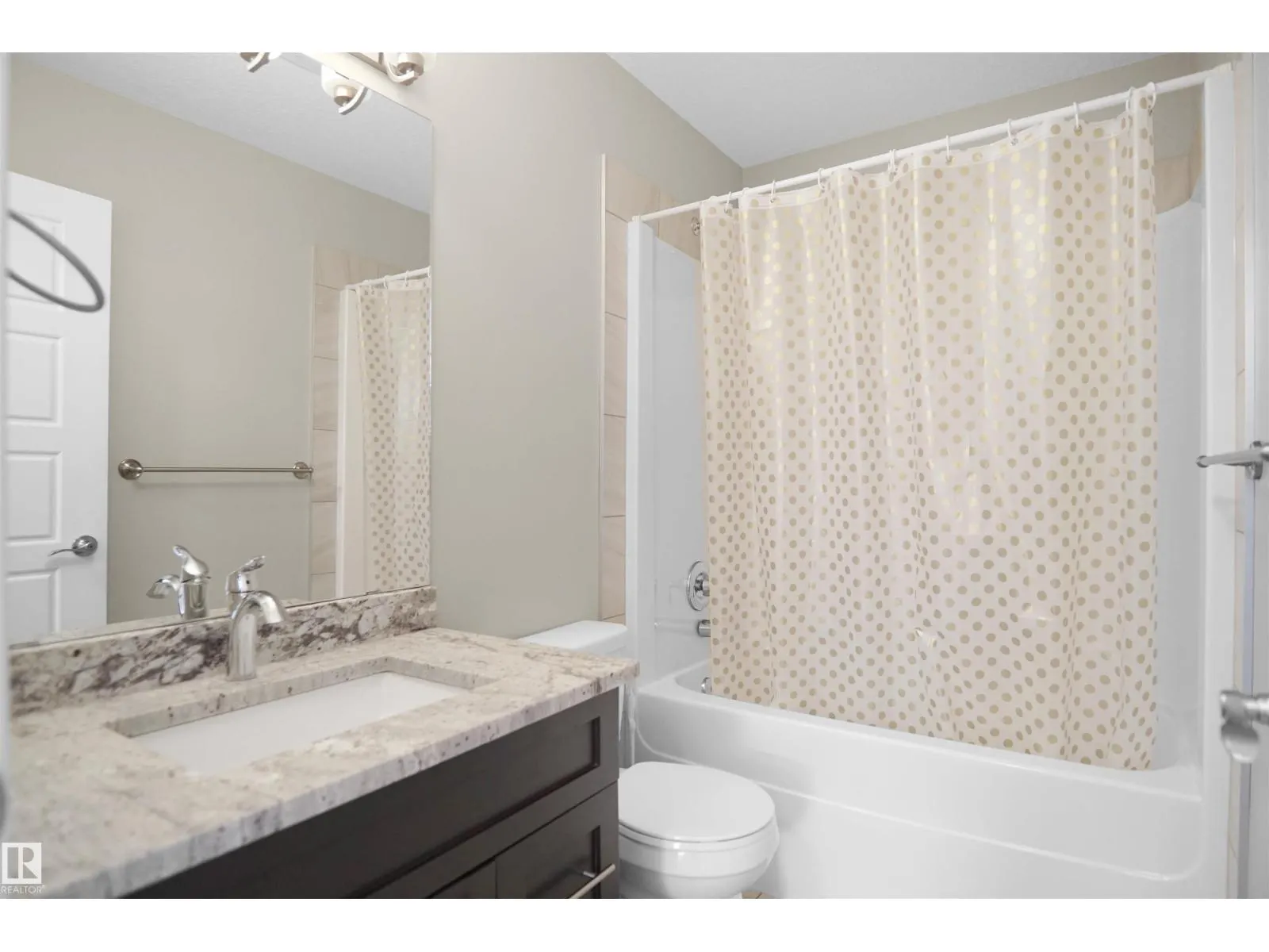 17007 62 ST NW