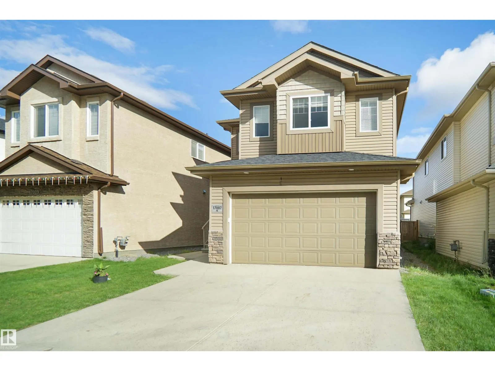 17007 62 ST NW